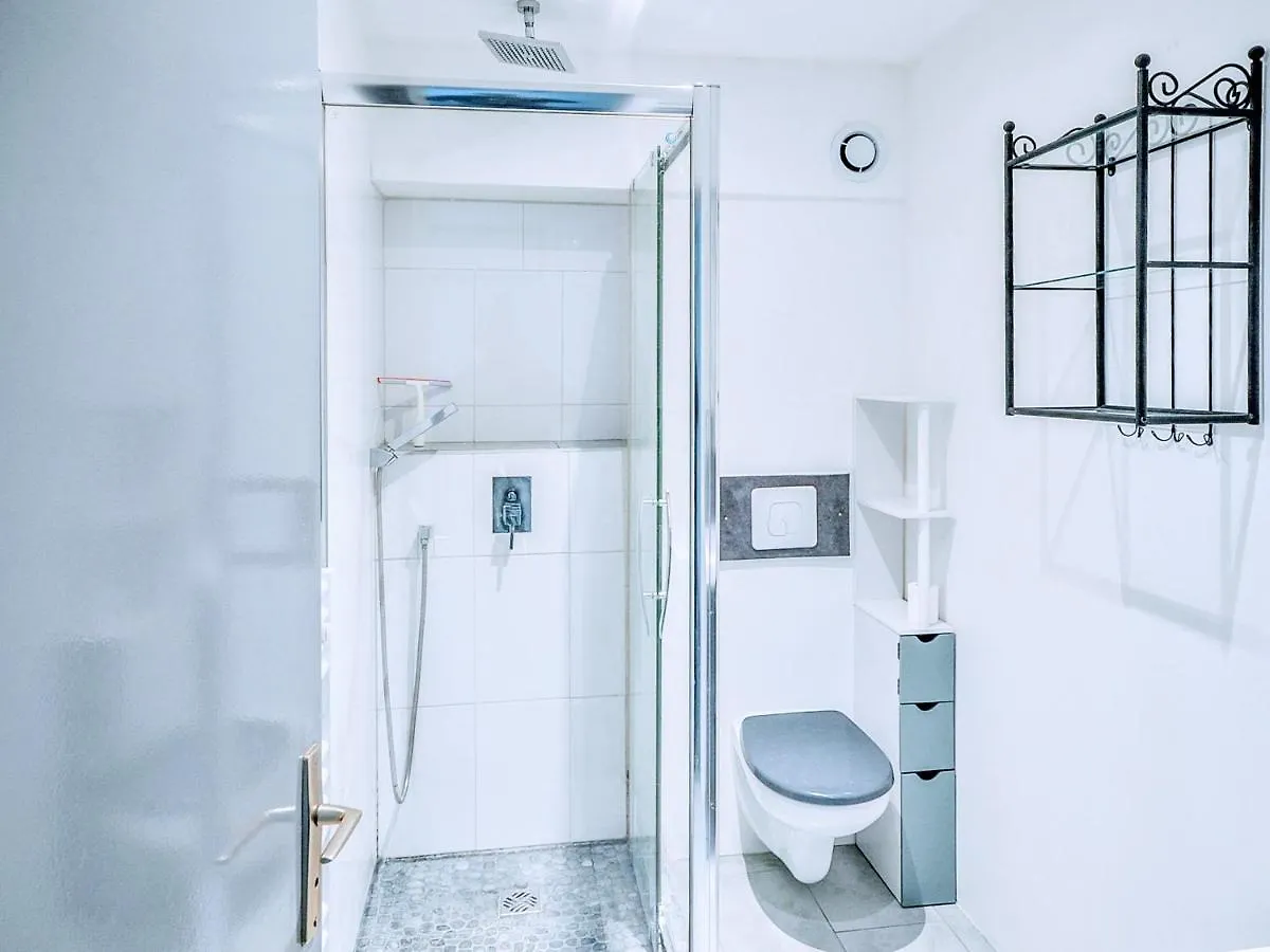 דירה אביניון Loft Naturalia